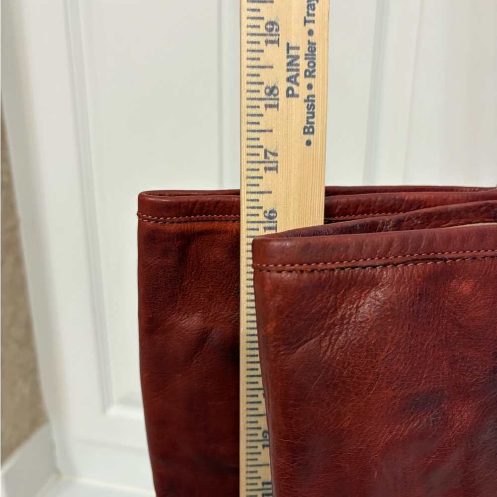 Frye Elegant Red Leather Heeled Boots - Picture 4 of 6